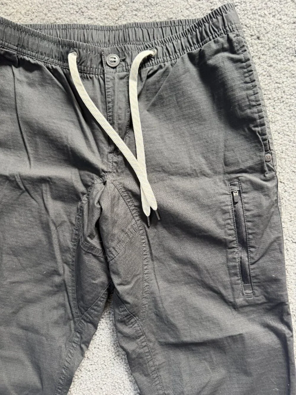 Vuori Men's Ripstop Climber Pants V412 Charcoal Gray Size Medium - EUC